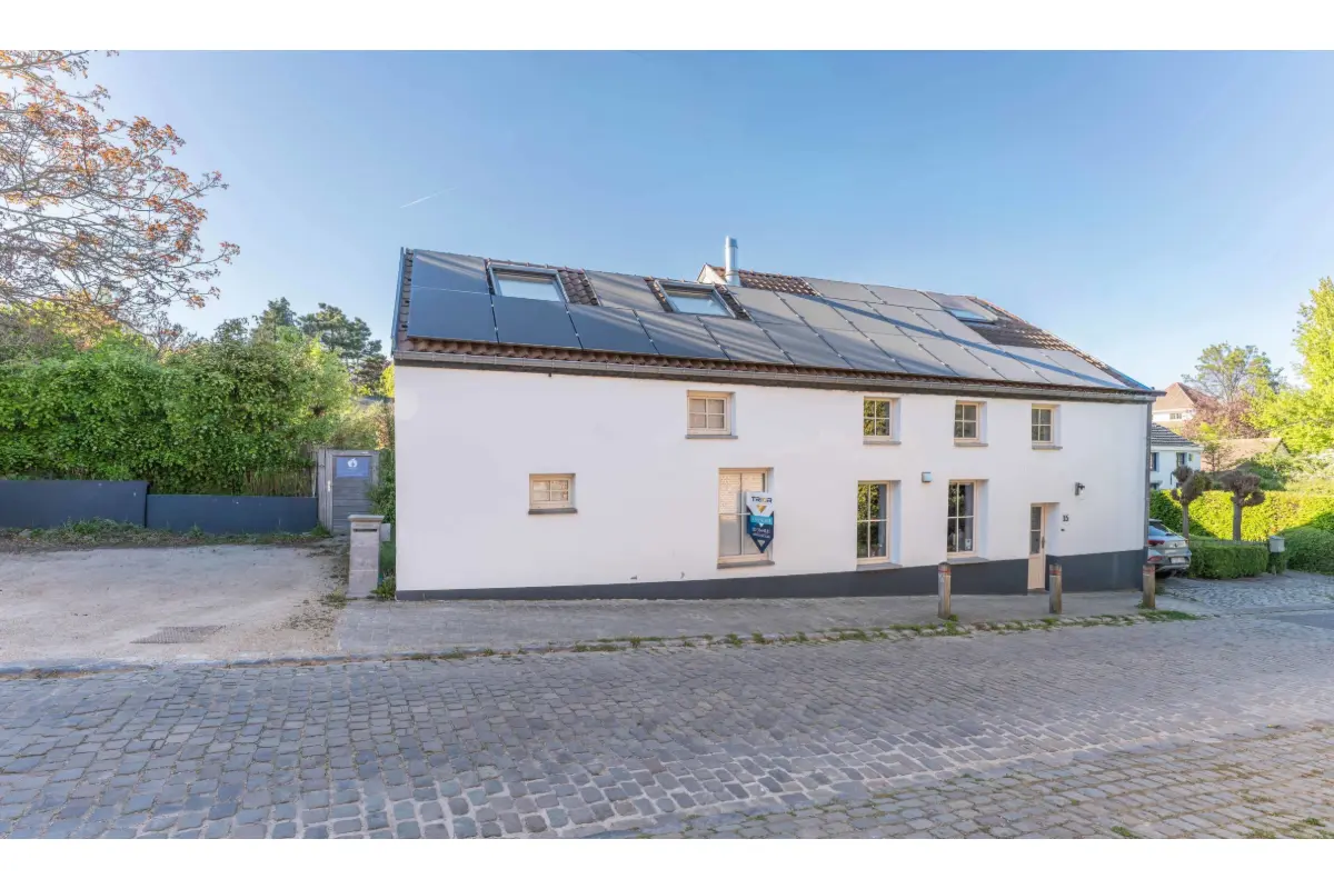 Huis te  koop in Waterloo 1410 785000.00€ 4 slaapkamers 180.00m² - Zoekertje 746854