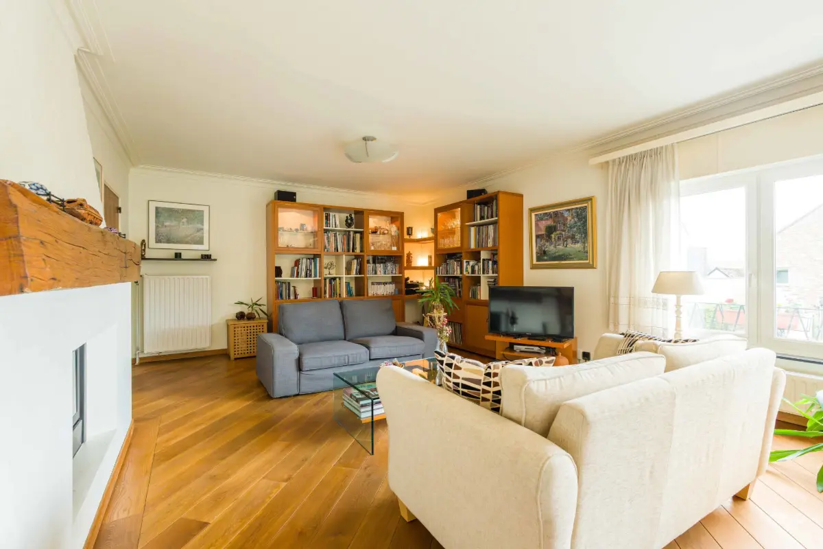 Huis te  koop in Rosières 1331 725000.00€ 6 slaapkamers 185.00m² - Zoekertje 747972