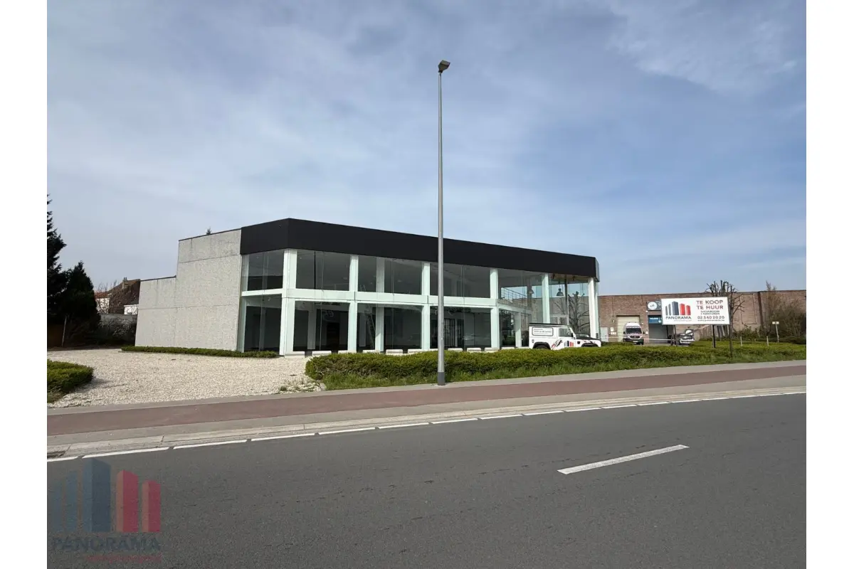Commerce à vendre à Leeuw-Saint-Pierre 1600 2450000.00€  chambres 1490.00m² - Annonce 748318