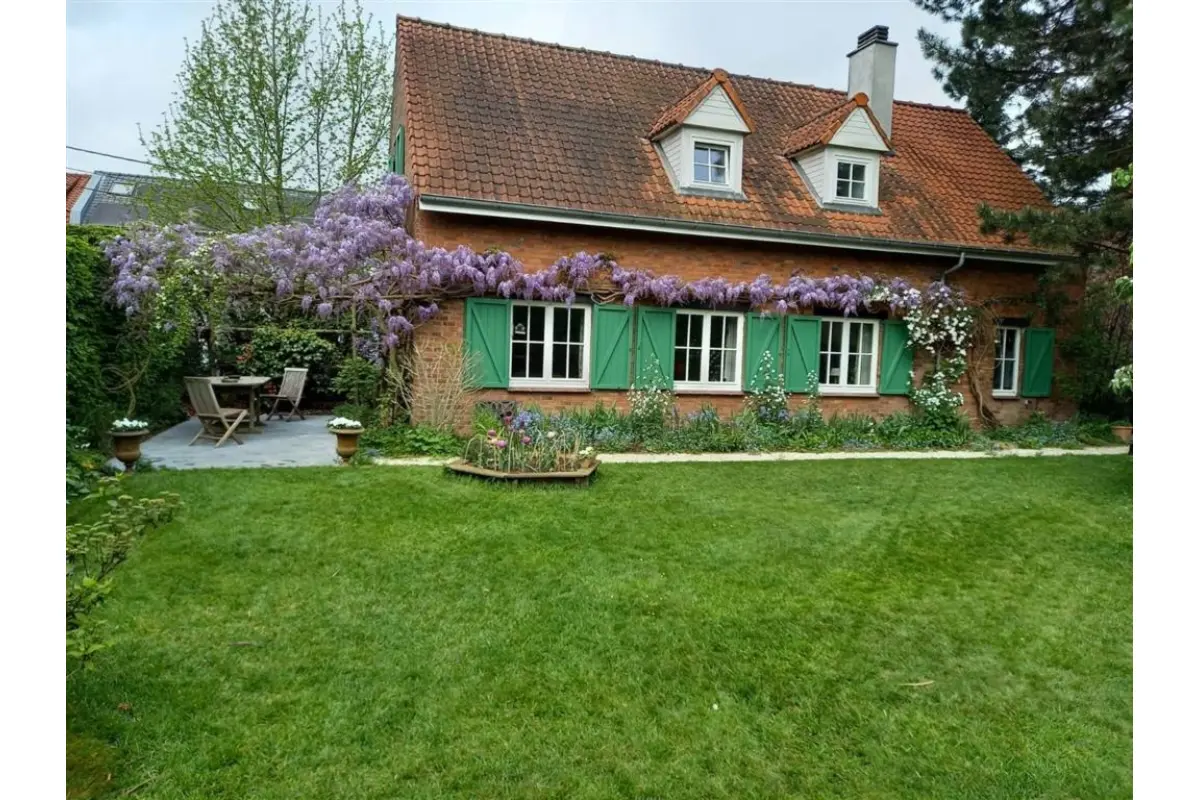Huis te  huur in Tervuren 3080 2100.00€ 4 slaapkamers 150.00m² - Zoekertje 748156