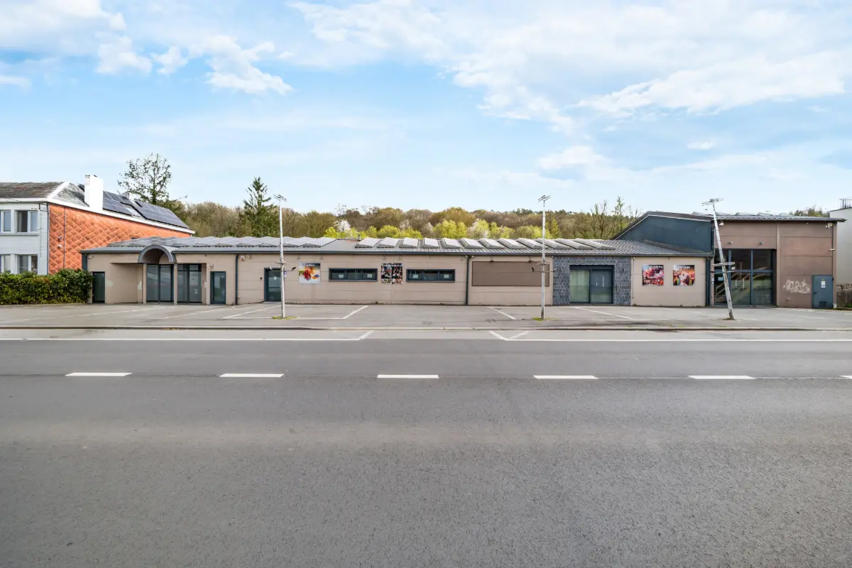 Handelszaak te  koop in Bousval 1470 800000.00€  slaapkamers 600.00m² - Zoekertje 749619