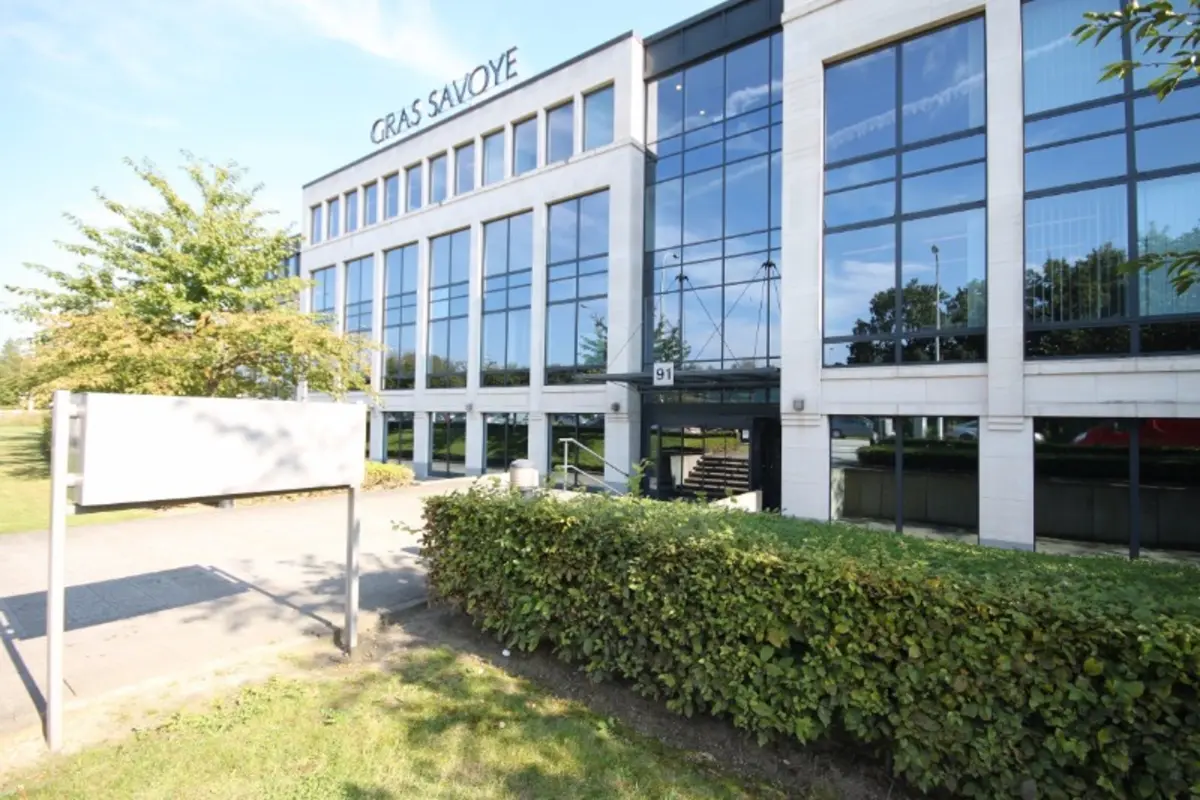 Handelszaak te  huur in Zellik 1731 3710.00€  slaapkamers 367.00m² - Zoekertje 750103