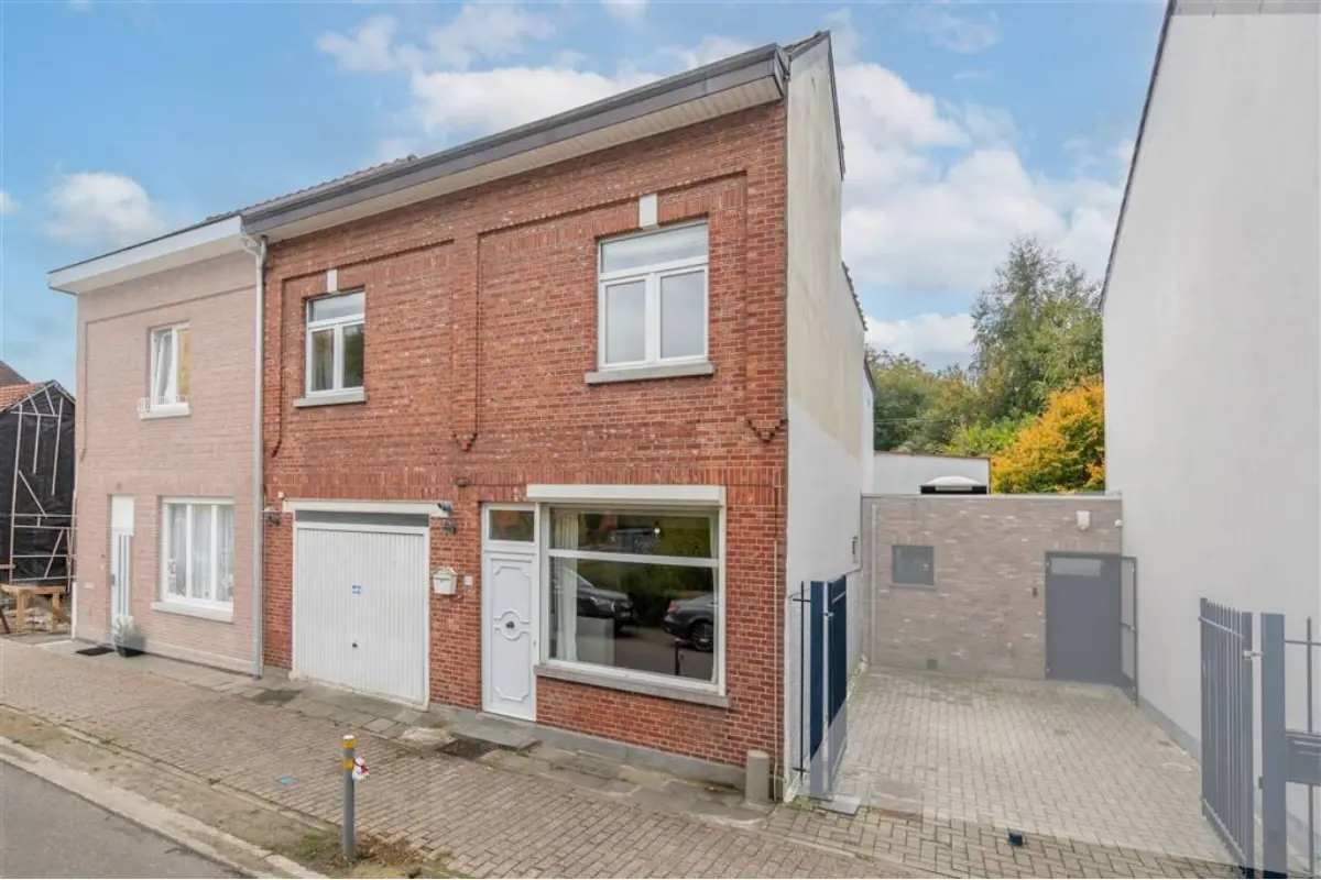 Huis te  koop in Hoeilaart 1560 275000.00€ 3 slaapkamers 153.00m² - Zoekertje 750343