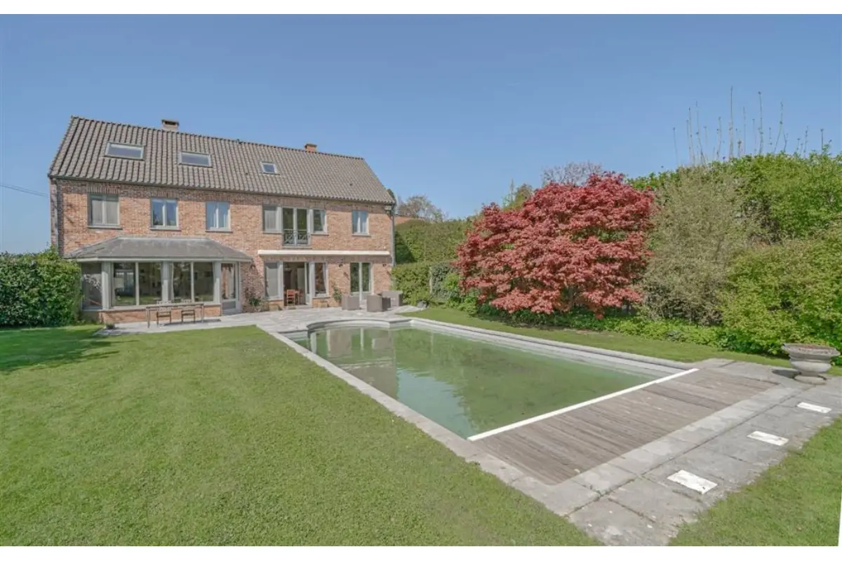 Huis te  koop in Bevekom 1320 895000.00€ 4 slaapkamers 304.00m² - Zoekertje 750822