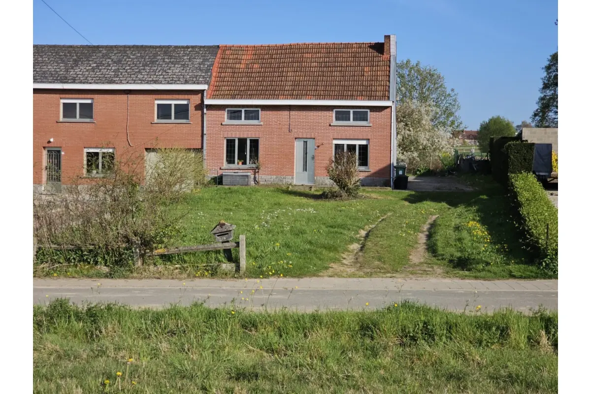 Huis te  in Galmaarden 1570 230000.00€ 2 slaapkamers 147.00m² - Zoekertje 751046