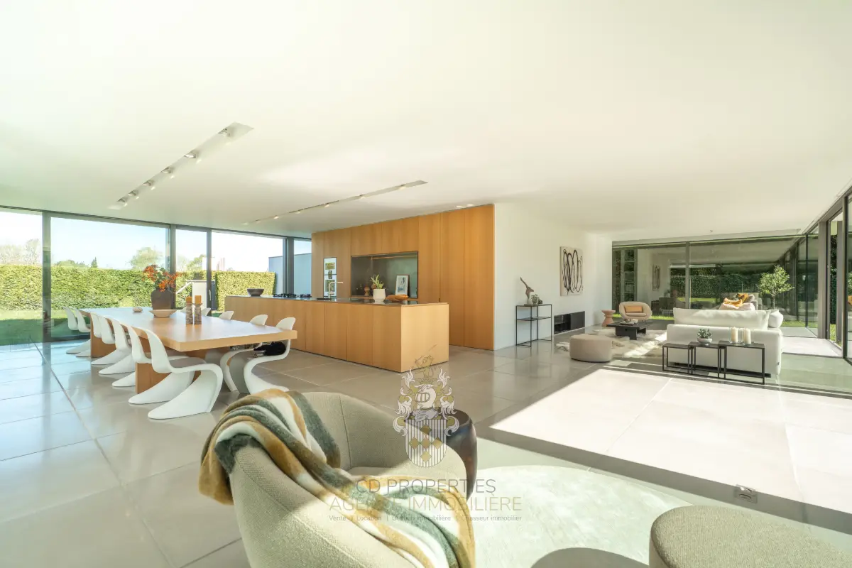 Huis te  koop in Linkebeek 1630 2350000.00€ 6 slaapkamers 600.00m² - Zoekertje 750942