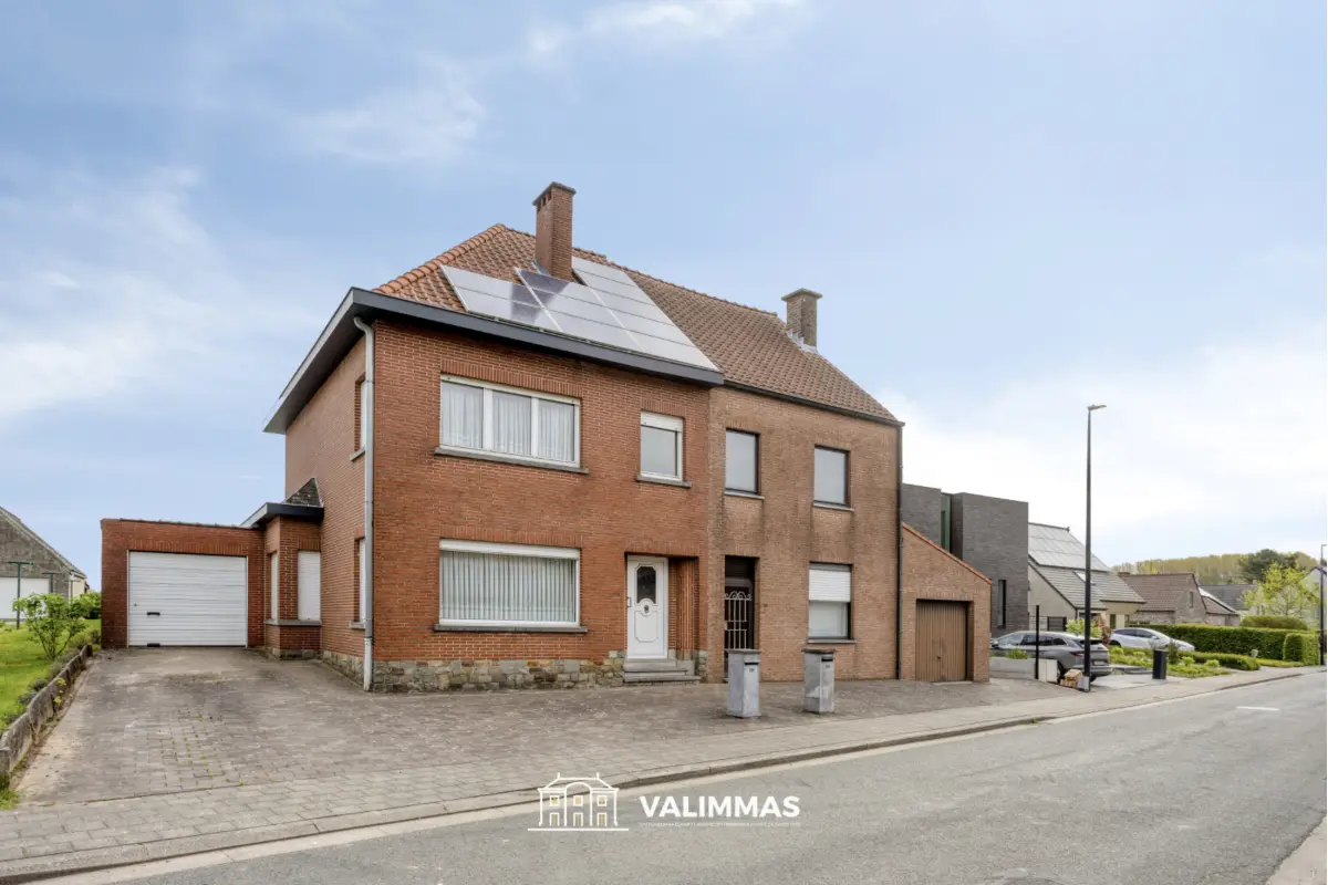 Huis te  koop in Asse 1730 344000.00€ 3 slaapkamers 226.00m² - Zoekertje 750866