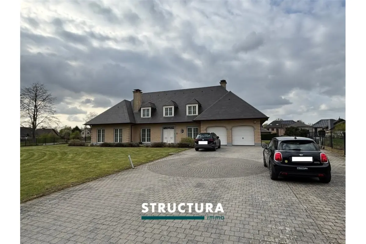 Maison à  à Ternat 1740 2100.00€ 3 chambres 354.00m² - Annonce 750843