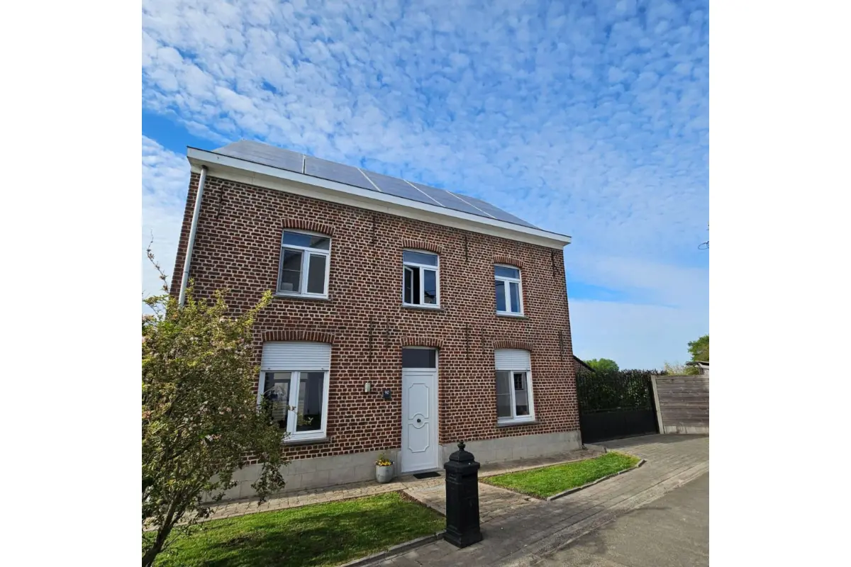 Huis te  koop in Opwijk 1745 399000.00€ 3 slaapkamers 170.00m² - Zoekertje 751193