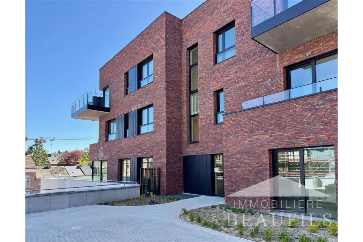 Appartement te  in Nijvel 1400 1500.00€ 3 slaapkamers 110.00m² - Zoekertje 751171
