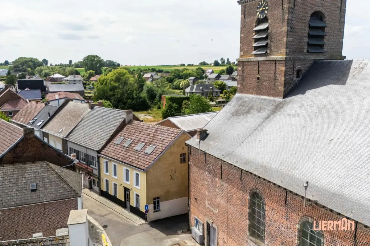 Huis te  koop in Bever 1547 695000.00€ 8 slaapkamers 401.00m² - Zoekertje 751230