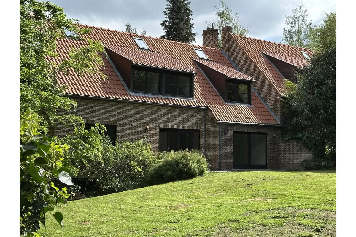 Huis te  koop in Bierges 1301 695000.00€ 5 slaapkamers 220.00m² - Zoekertje 751659