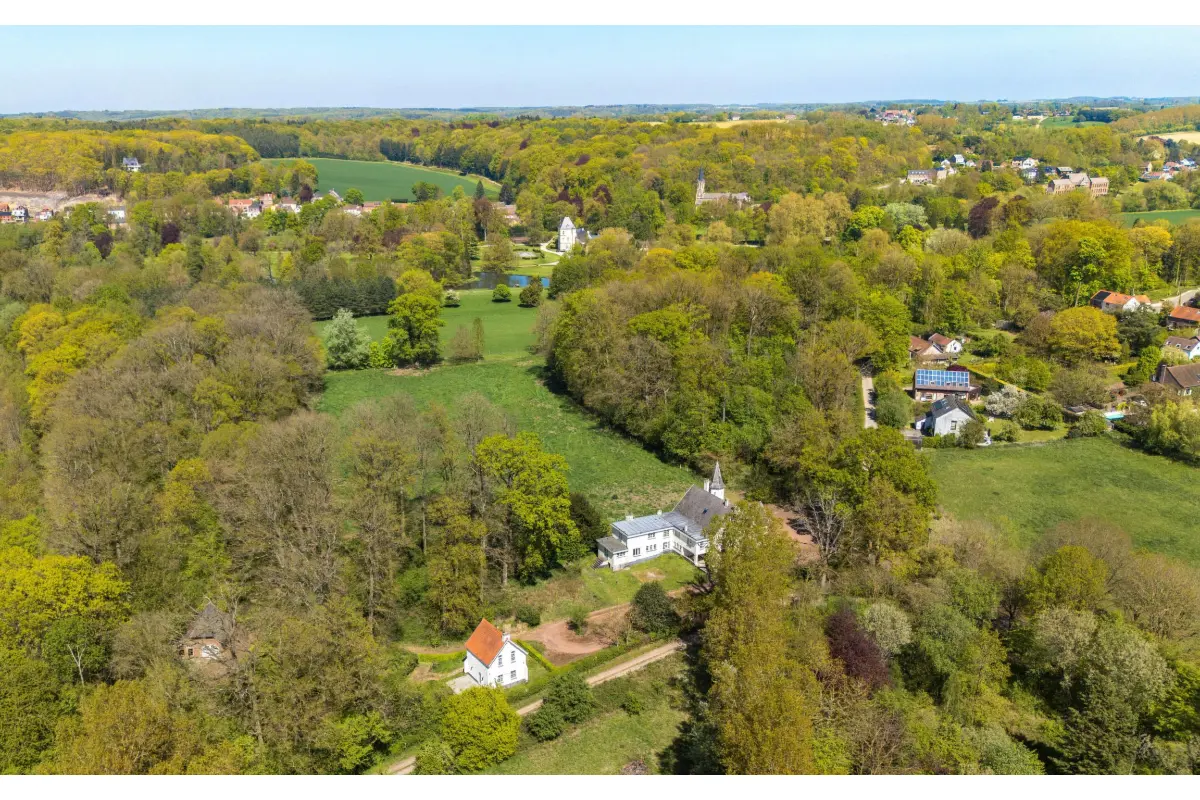 Huis te  koop in Graven 1390 1150000.00€ 9 slaapkamers 600.00m² - Zoekertje 751802