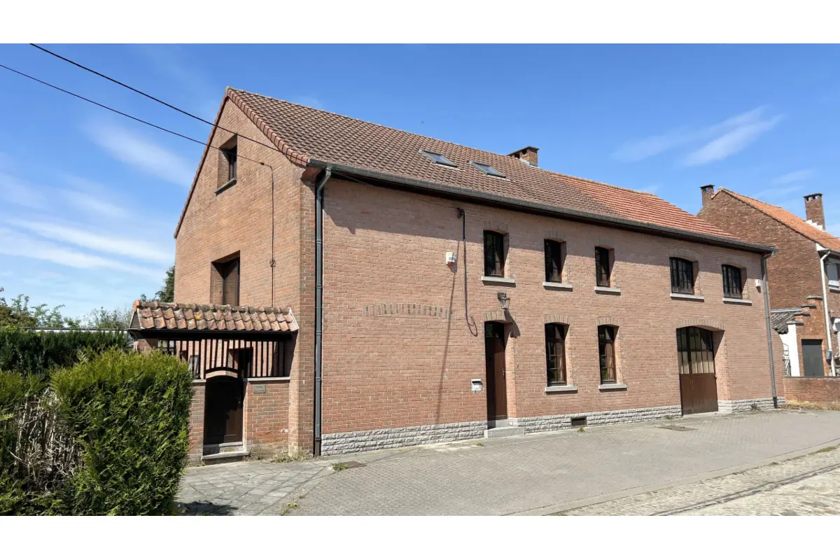 Maison à vendre à Grez-Doiceau 1390 445000.00€ 5 chambres 334.00m² - Annonce 751672