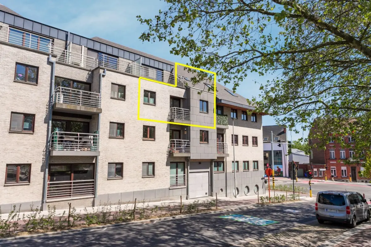 Appartement te  koop in Hal 1500 275000.00€ 2 slaapkamers 96.00m² - Zoekertje 753549