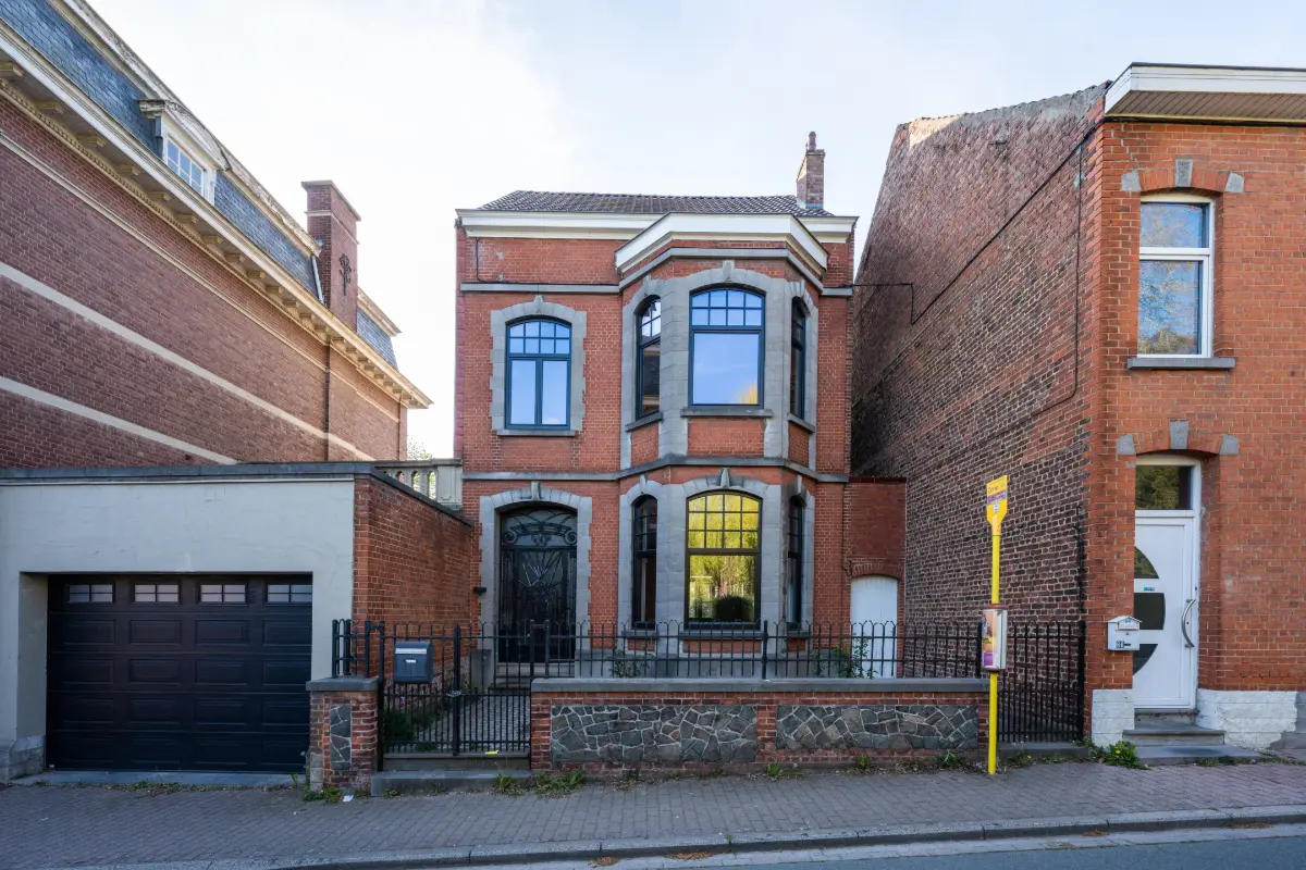 Huis te  koop in Rebecq 1430 360000.00€ 4 slaapkamers 210.00m² - Zoekertje 753756