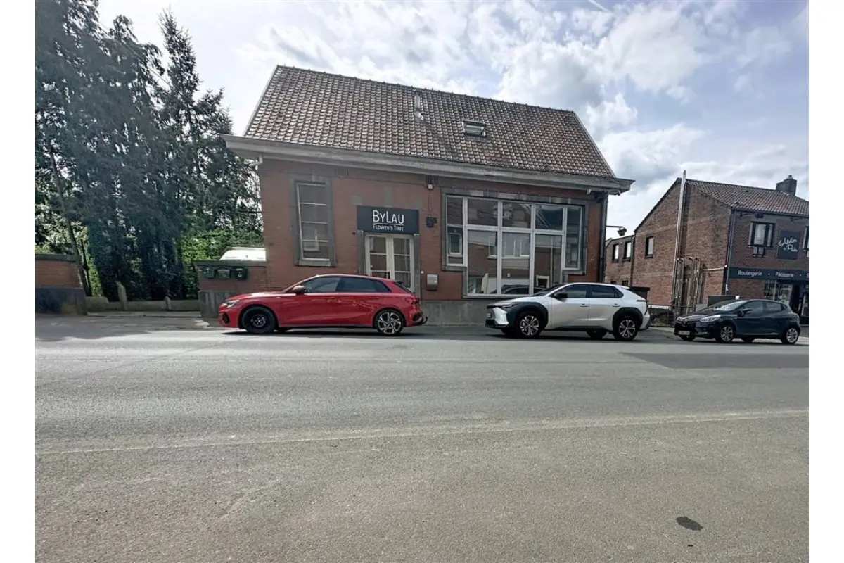 Handelszaak te  in Graven 1390 1300.00€  slaapkamers 60.00m² - Zoekertje 753807