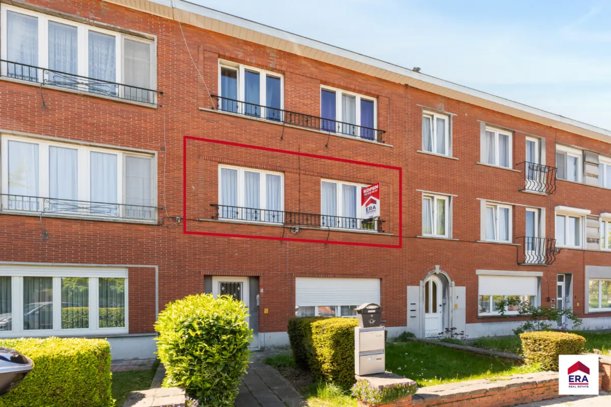 Appartement te  koop in Sint-Pieters-Leeuw 1600 295000.00€ 2 slaapkamers 85.00m² - Zoekertje 753754