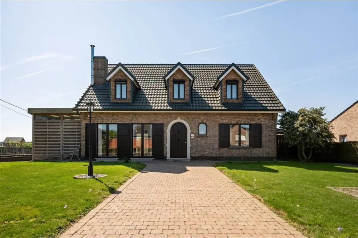 Huis te  koop in Messelbroek 3272 459000.00€ 4 slaapkamers 223.00m² - Zoekertje 753916