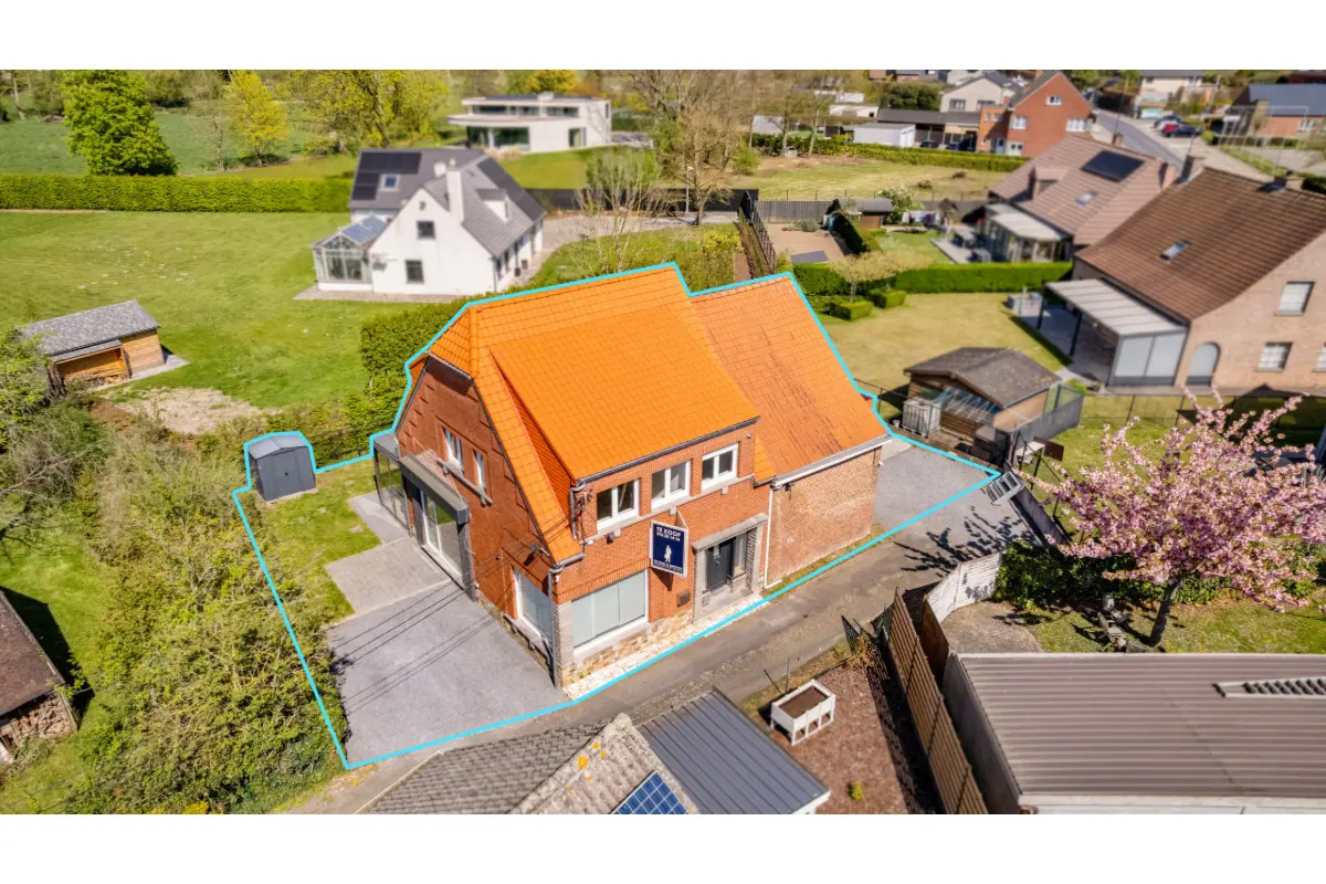 Huis te  koop in Kapelle-op-den-Bos 1880 382500.00€ 3 slaapkamers 130.00m² - Zoekertje 753693