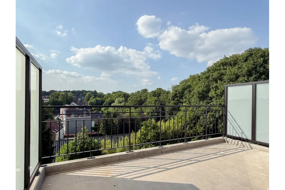 Appartement te  huur in Terhulpen 1310 1500.00€ 2 slaapkamers 109.00m² - Zoekertje 753198