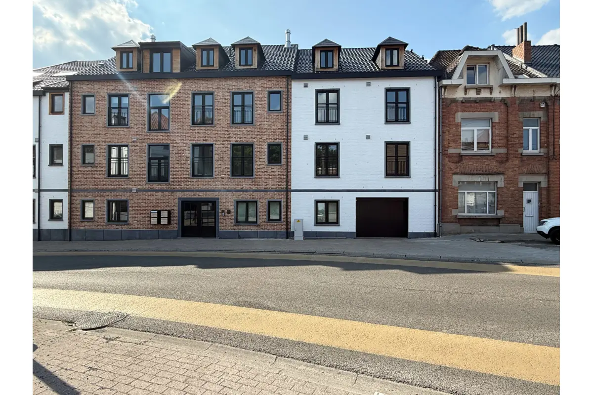 Appartement te  huur in Terhulpen 1310 1500.00€ 2 slaapkamers 109.00m² - Zoekertje 753198