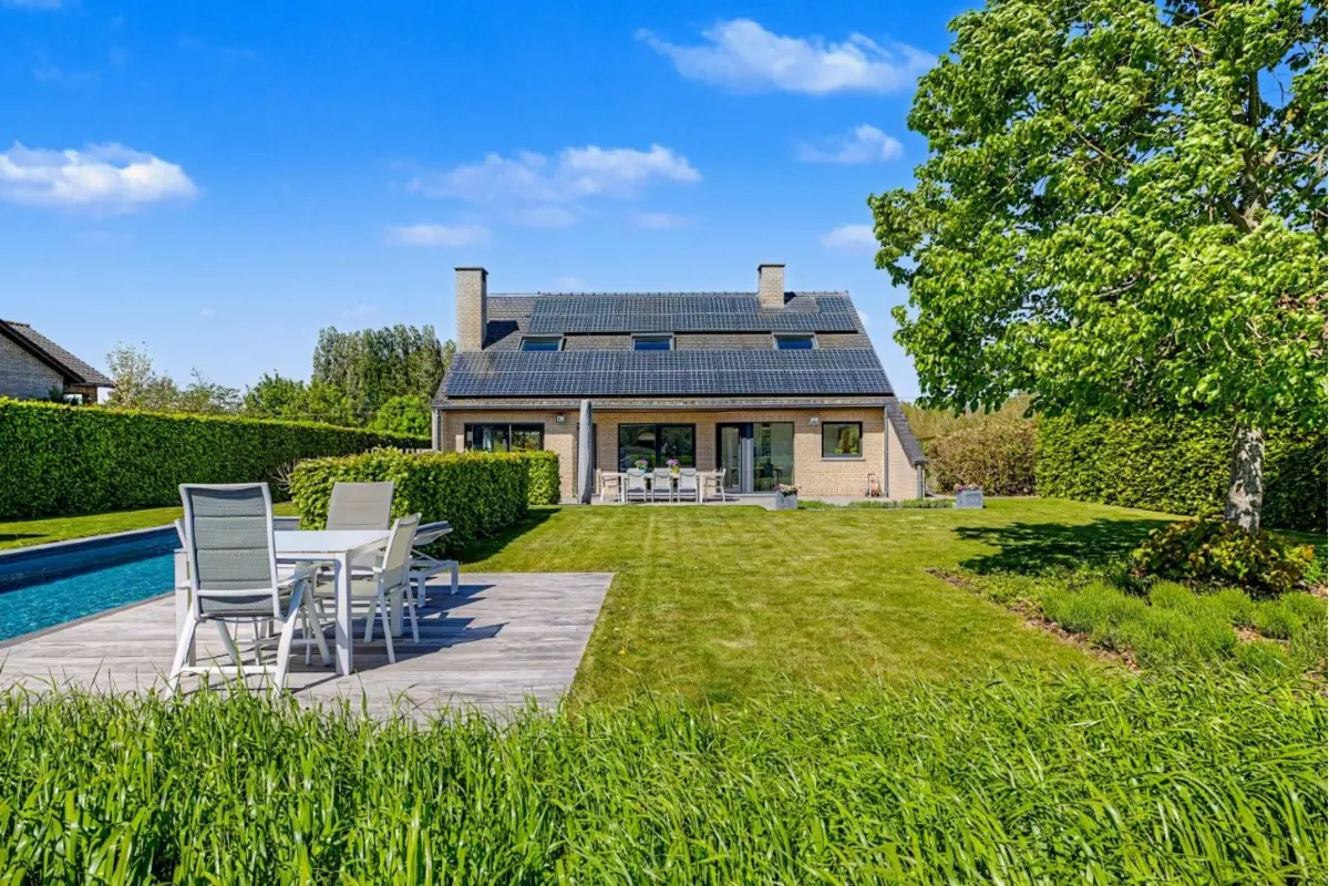 Huis te  koop in Galmaarden 1570 598000.00€ 4 slaapkamers 237.00m² - Zoekertje 754250