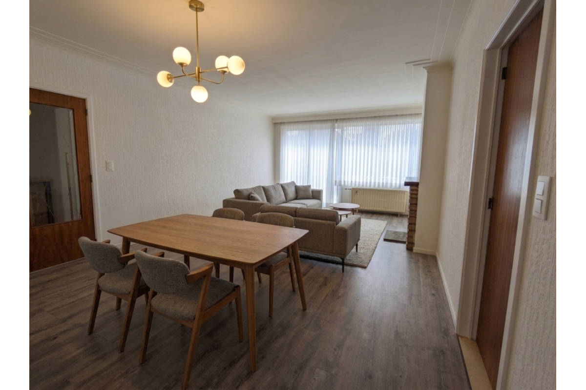 Appartement te  huur in Groot-Bijgaarden 1702 1200.00€ 3 slaapkamers 103.00m² - Zoekertje 754796
