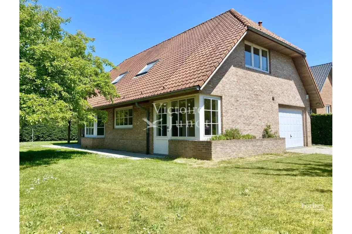Huis te  huur in Waterloo 1410 2650.00€ 4 slaapkamers 226.00m² - Zoekertje 754340
