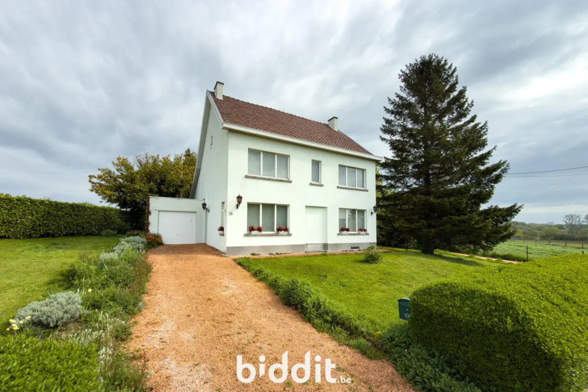 Huis te  koop in Herne 1540 200000.00€ 3 slaapkamers m² - Zoekertje 754974