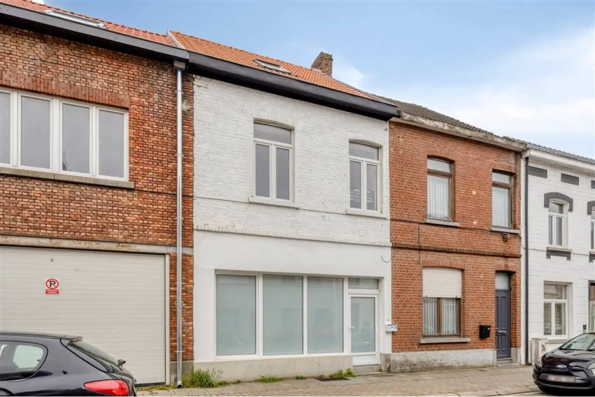 Huis te  in Hal 1500 319000.00€ 3 slaapkamers 120.00m² - Zoekertje 756016