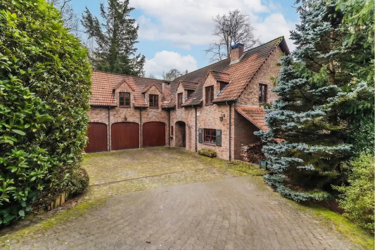 Huis te  koop in Graven 1390 1100000.00€ 5 slaapkamers 300.00m² - Zoekertje 755539