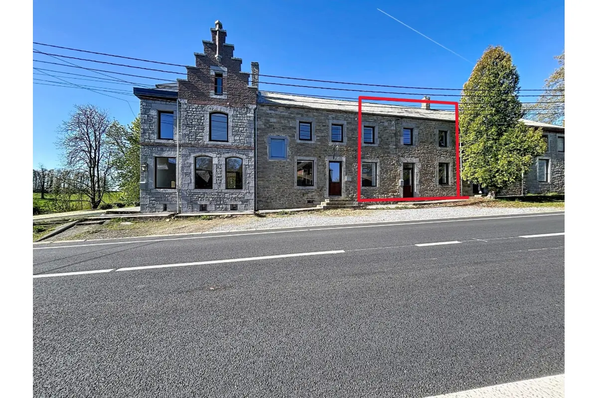 Huis te  in Hanzinelle 5621 1100.00€ 2 slaapkamers 97.00m² - Zoekertje 755300