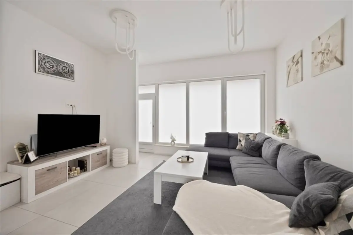 Huis te  in Hal 1500 319000.00€ 3 slaapkamers 120.00m² - Zoekertje 786854