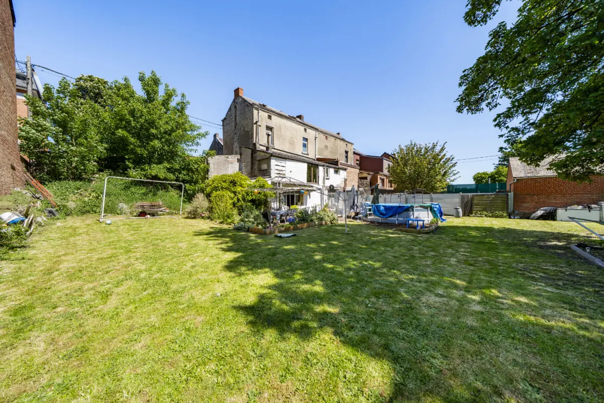 Huis te  in Fontaine-l'Evêque 6140 220000.00€ 4 slaapkamers 199.00m² - Zoekertje 755699