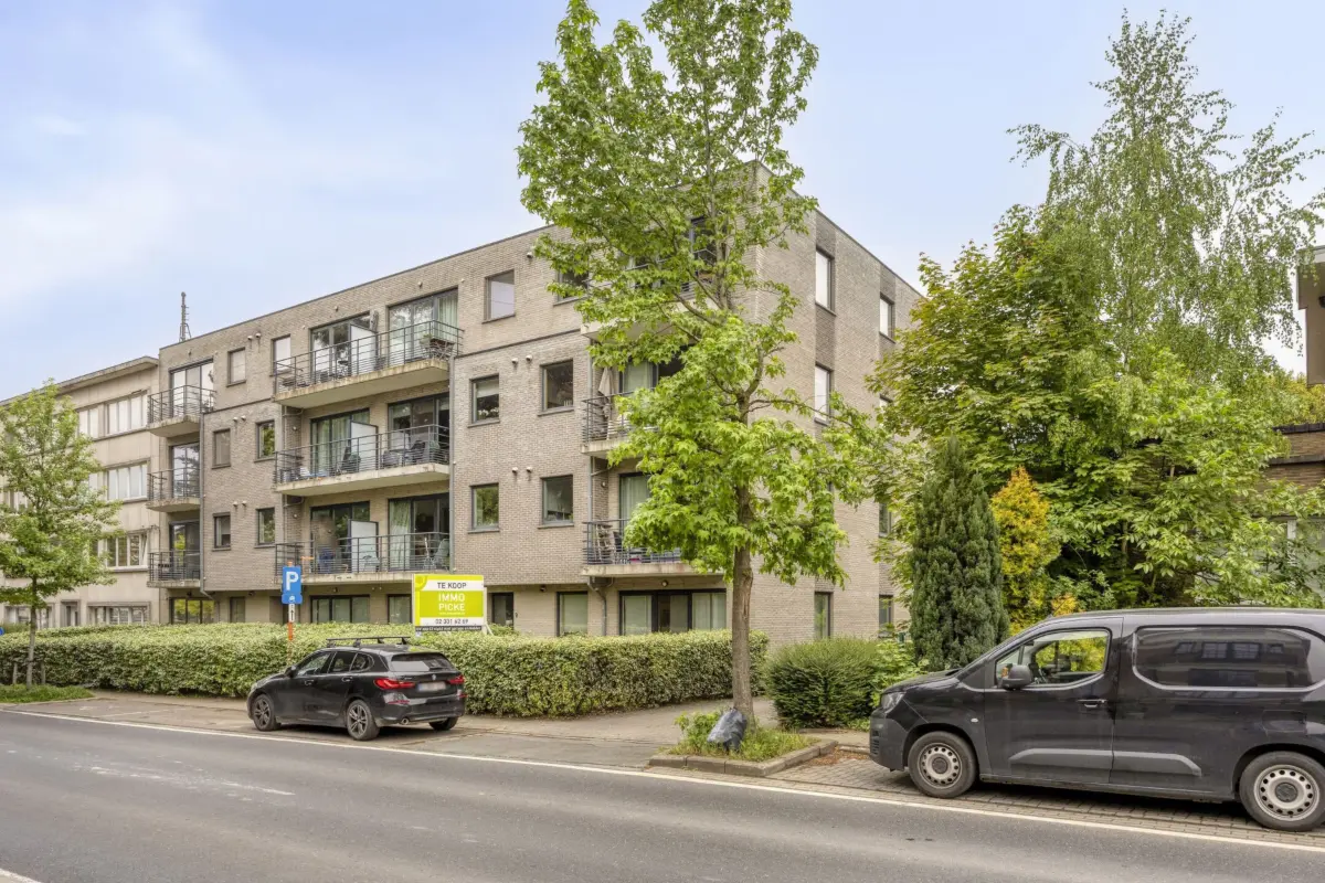 Appartement te  koop in Sint-Pieters-Leeuw 1600 335000.00€ 2 slaapkamers 74.00m² - Zoekertje 755251
