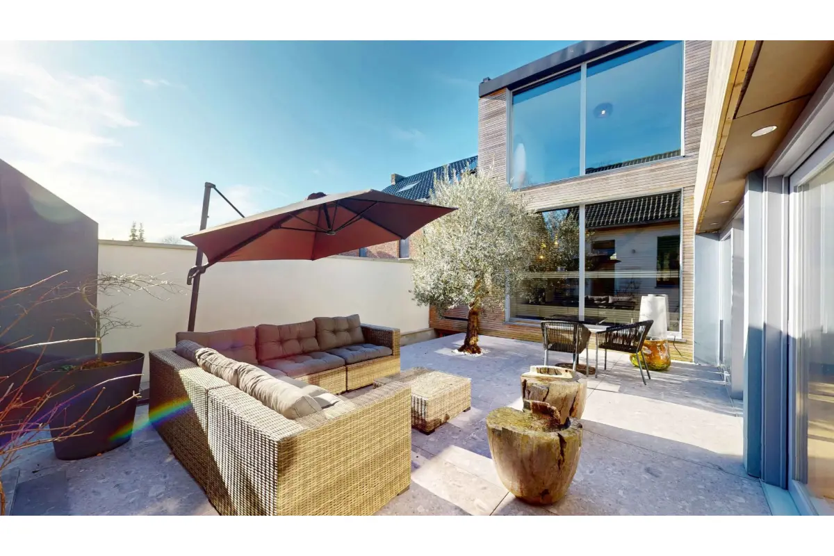 Huis te  koop in Folx-les-Caves 1350 595000.00€ 5 slaapkamers 297.00m² - Zoekertje 756536