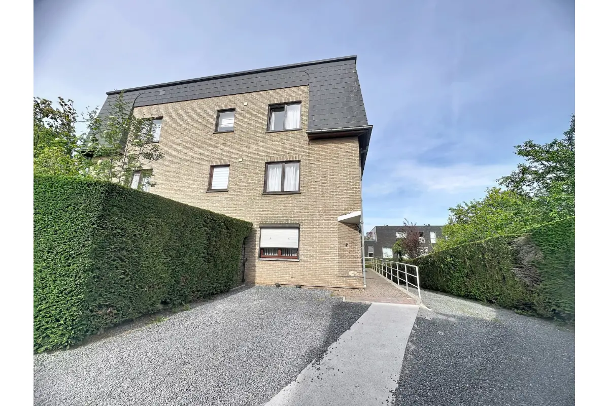 Appartement te  in Waterloo 1410 950.00€ 1 slaapkamers 50.00m² - Zoekertje 757119