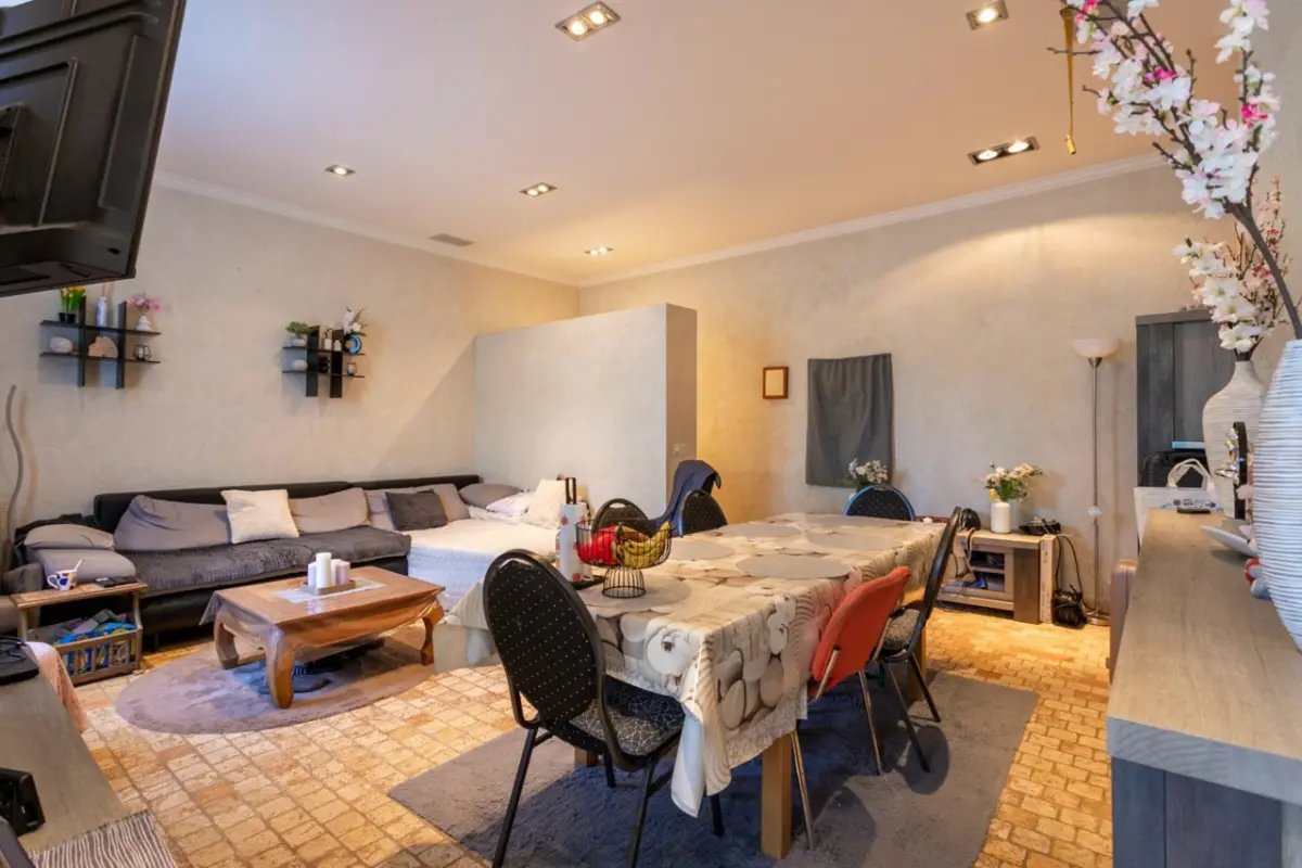 Appartement te  koop in Hal 1500 325000.00€ 3 slaapkamers 134.00m² - Zoekertje 756915