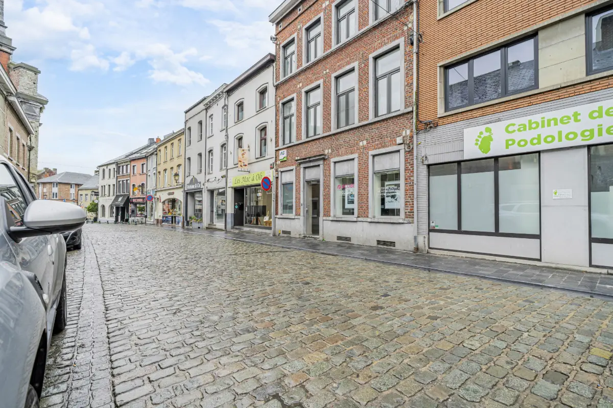 Handelszaak te  in Genepiën 1470 215000.00€  slaapkamers 79.00m² - Zoekertje 757607