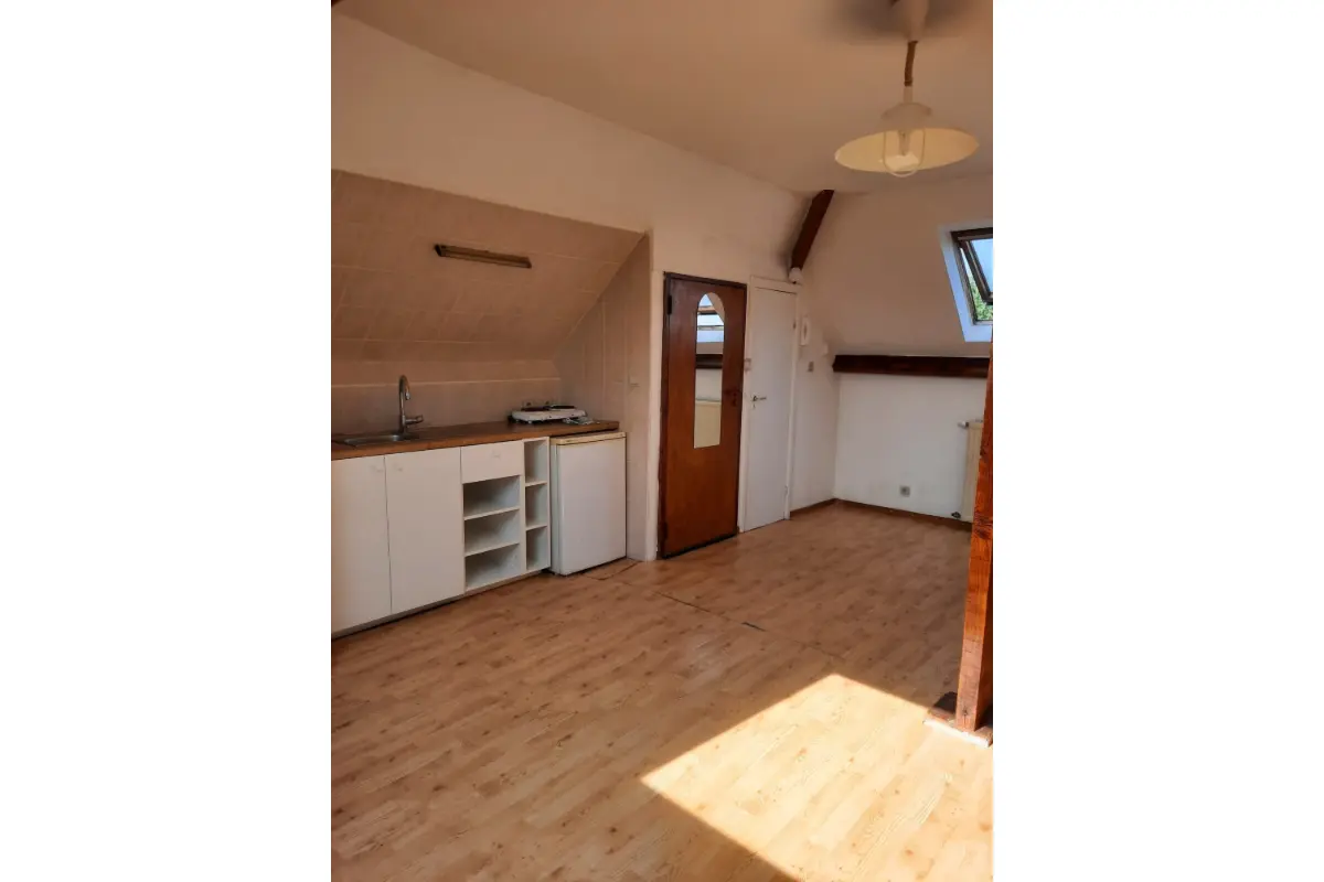 Appartement te  huur in Waterloo 1410 560.00€ 1 slaapkamers 35.00m² - Zoekertje 757663