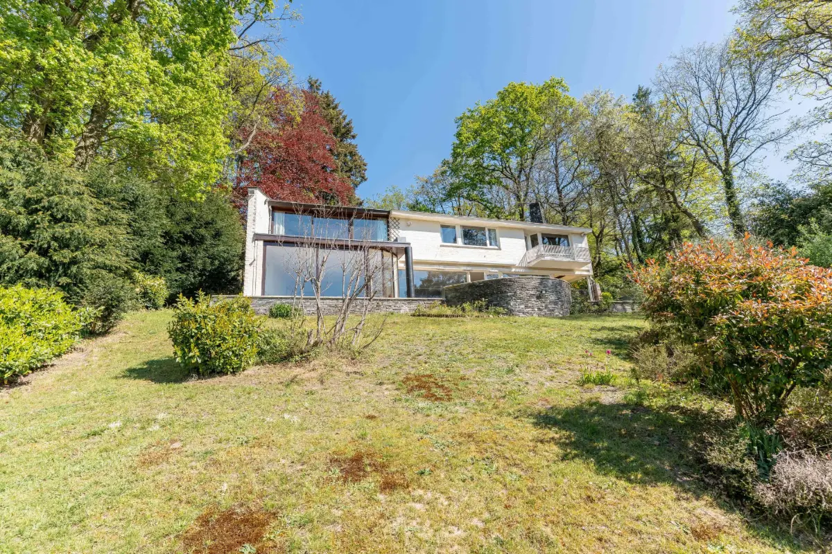 Huis te  koop in Sint-Genesius-Rode 1640 945000.00€ 4 slaapkamers 230.00m² - Zoekertje 757980