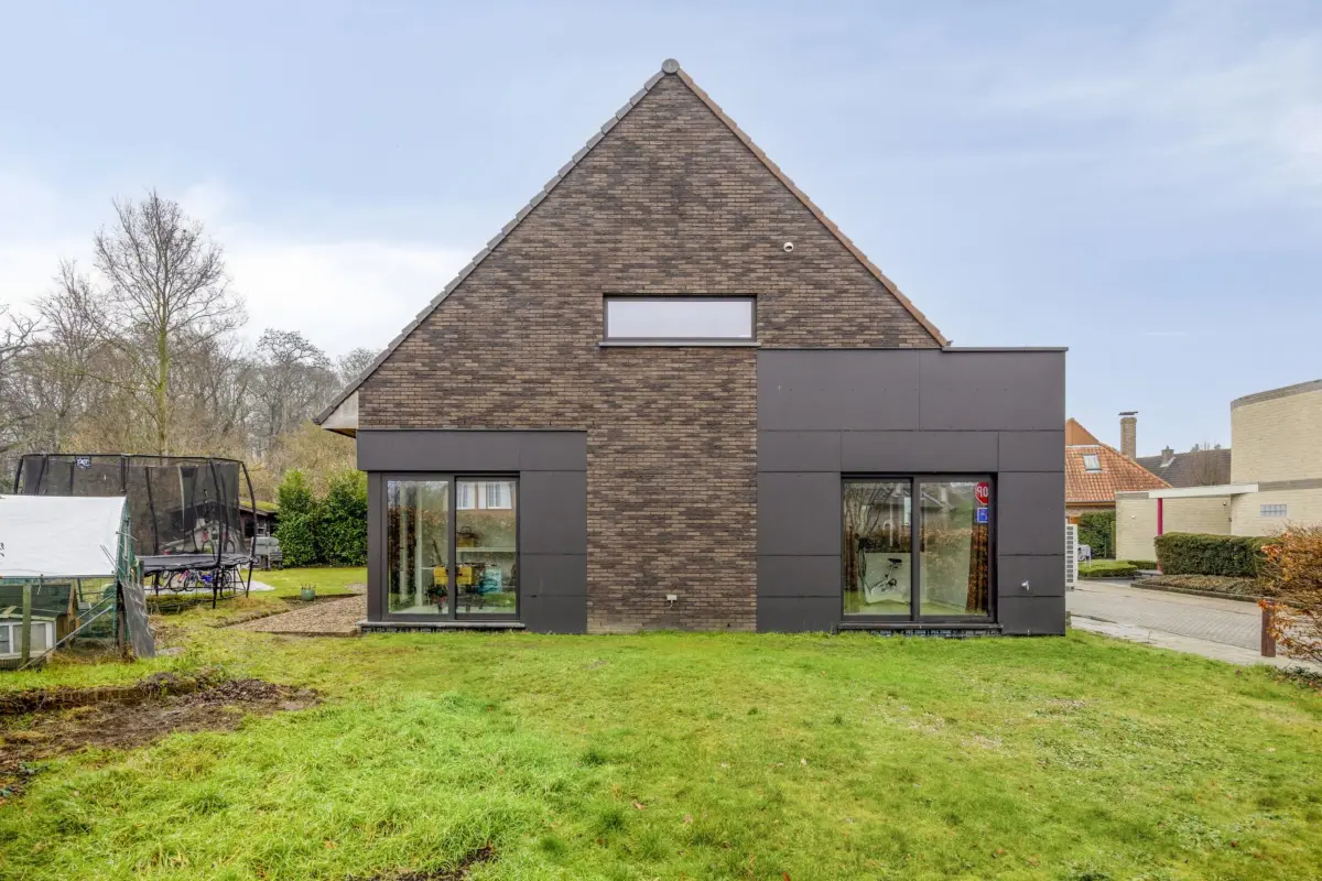Villa te  koop in Hofstade 1981 649000.00€ 4 slaapkamers 295.00m² - Zoekertje 757990