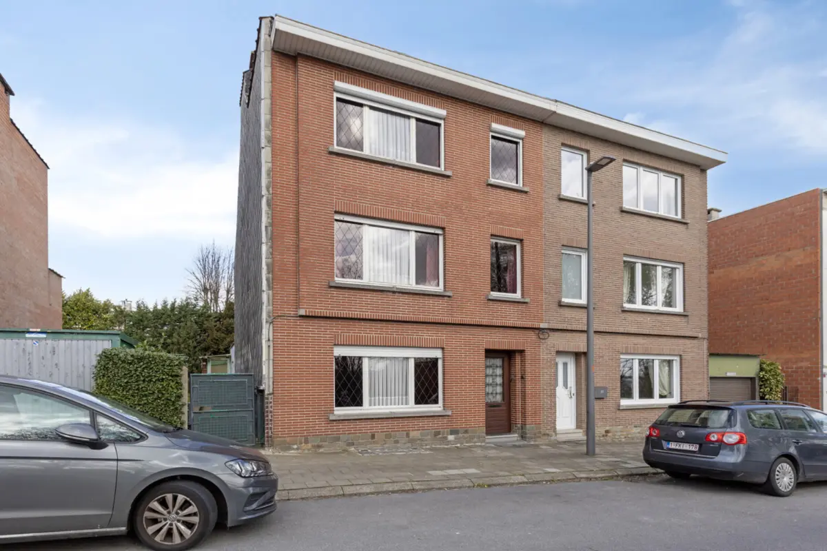 Huis te  koop in Zellik 1731 375000.00€ 3 slaapkamers 186.00m² - Zoekertje 758290