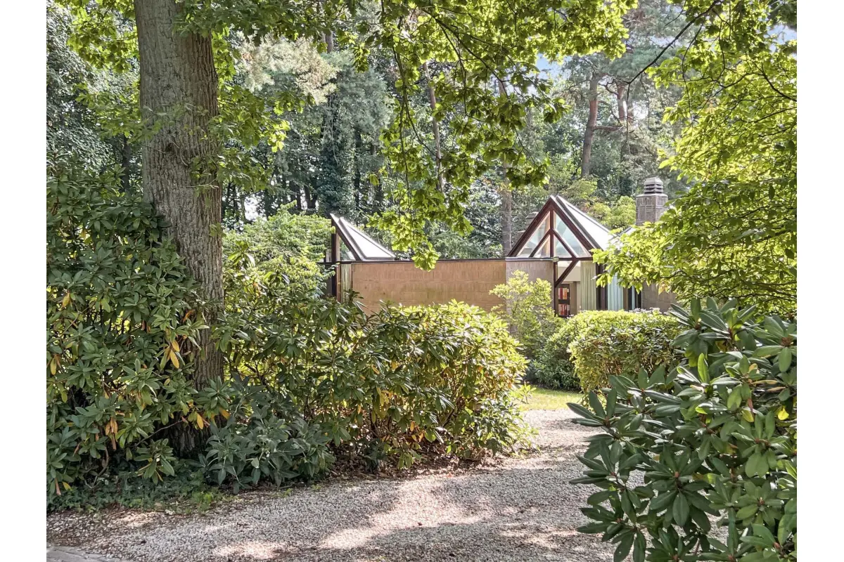 Huis te  in Graven 1390 1300000.00€ 4 slaapkamers 365.00m² - Zoekertje 758108