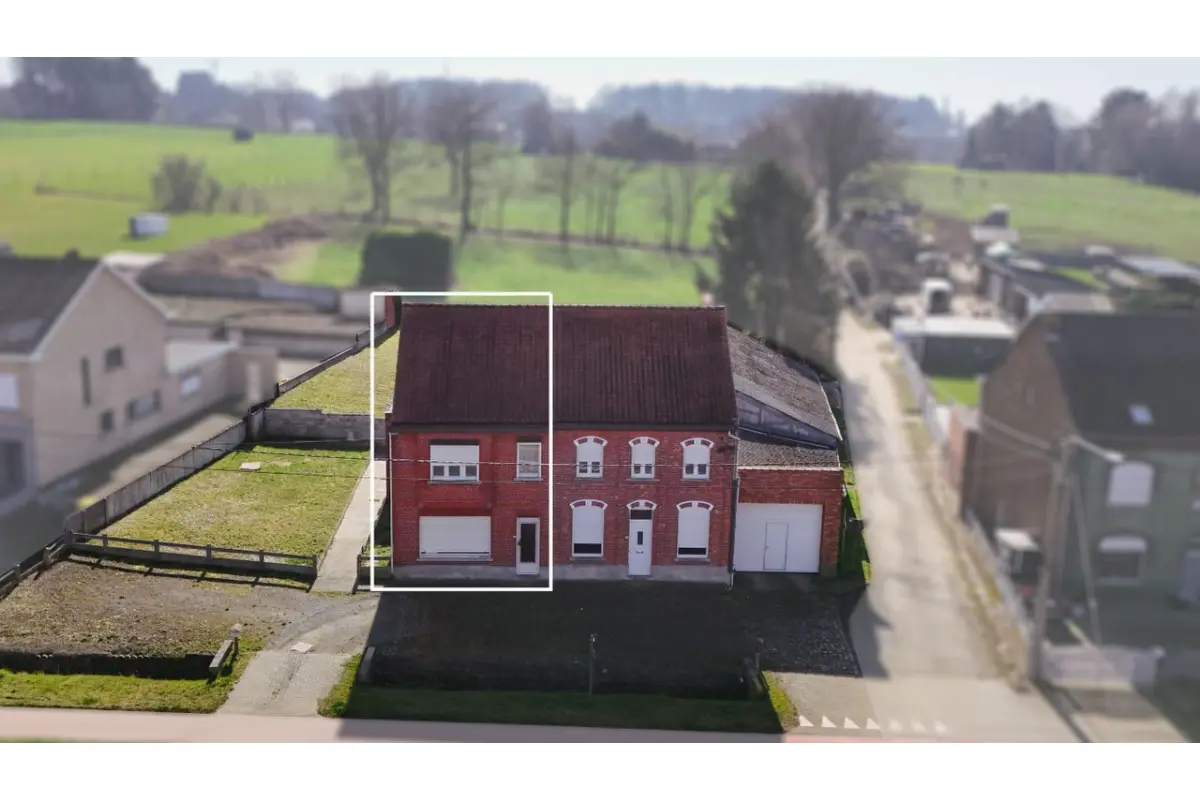 Huis te  koop in Montaigu-Zichem 3270 220000.00€ 3 slaapkamers 211.00m² - Zoekertje 758453