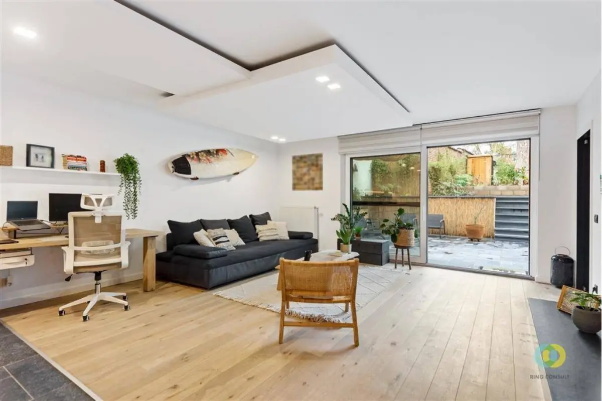Rez-de-chaussée à  à Schaerbeek 1030 374900.00€ 1 chambres 75.00m² - Annonce 758639