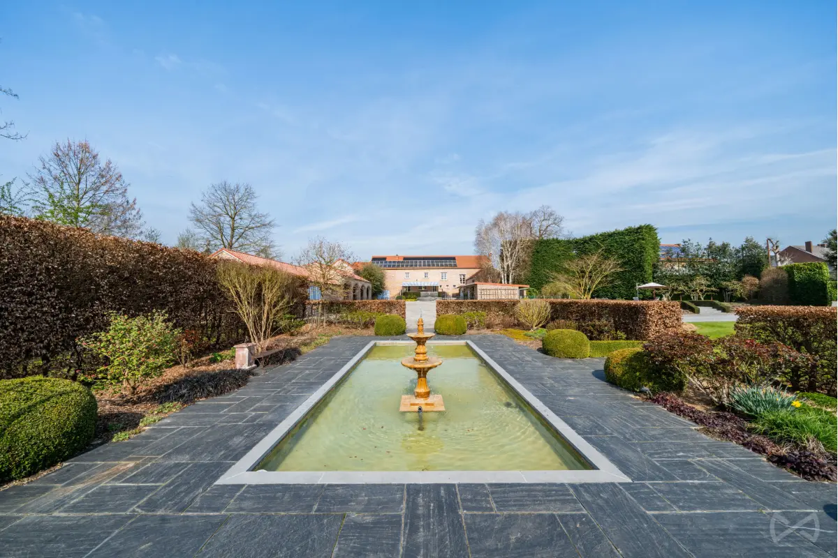 Maison à vendre à Jodoigne 1370 1600000.00€ 6 chambres 755.00m² - Annonce 758850