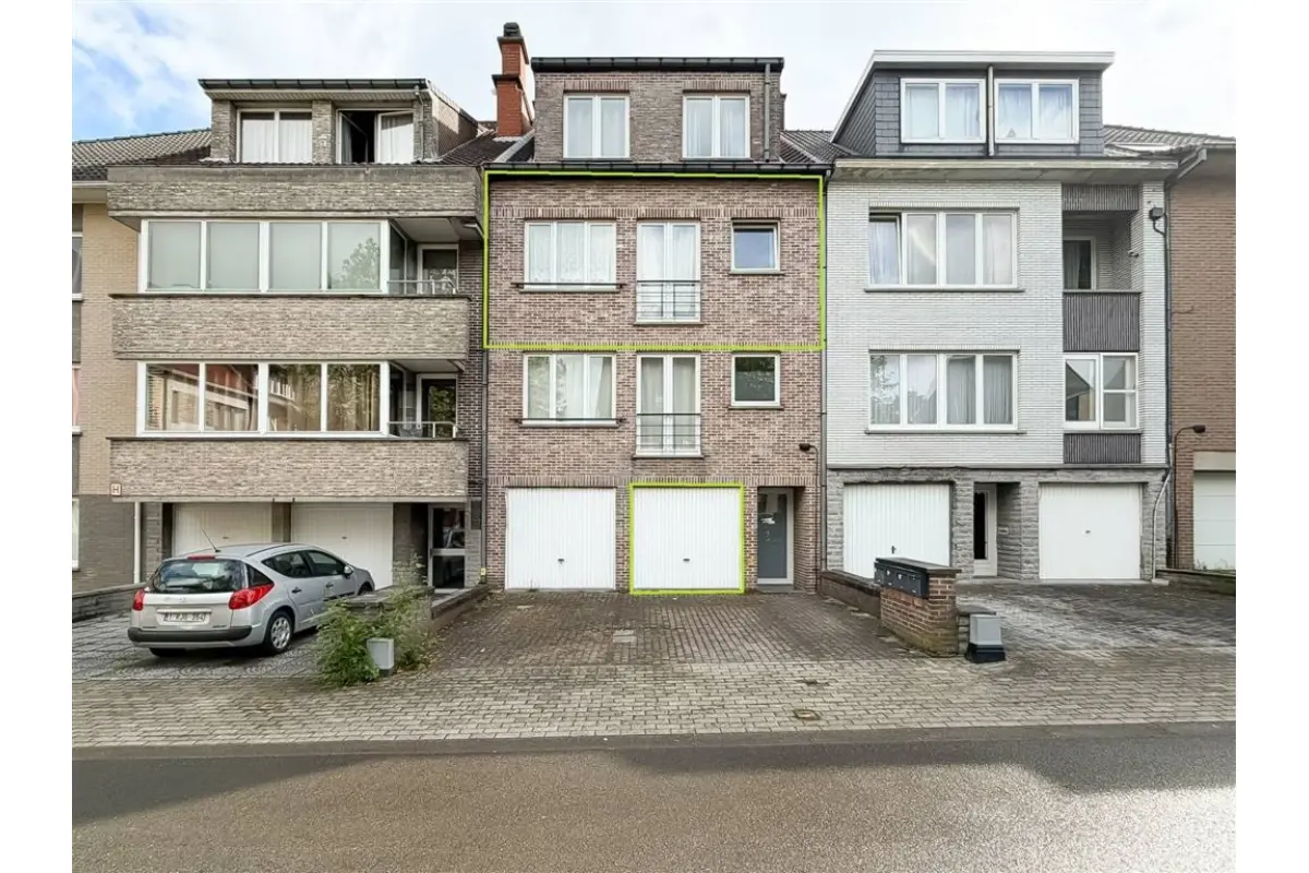Appartement à louer à Halle 1500 900.00€ 2 chambres 70.00m² - Annonce 759916