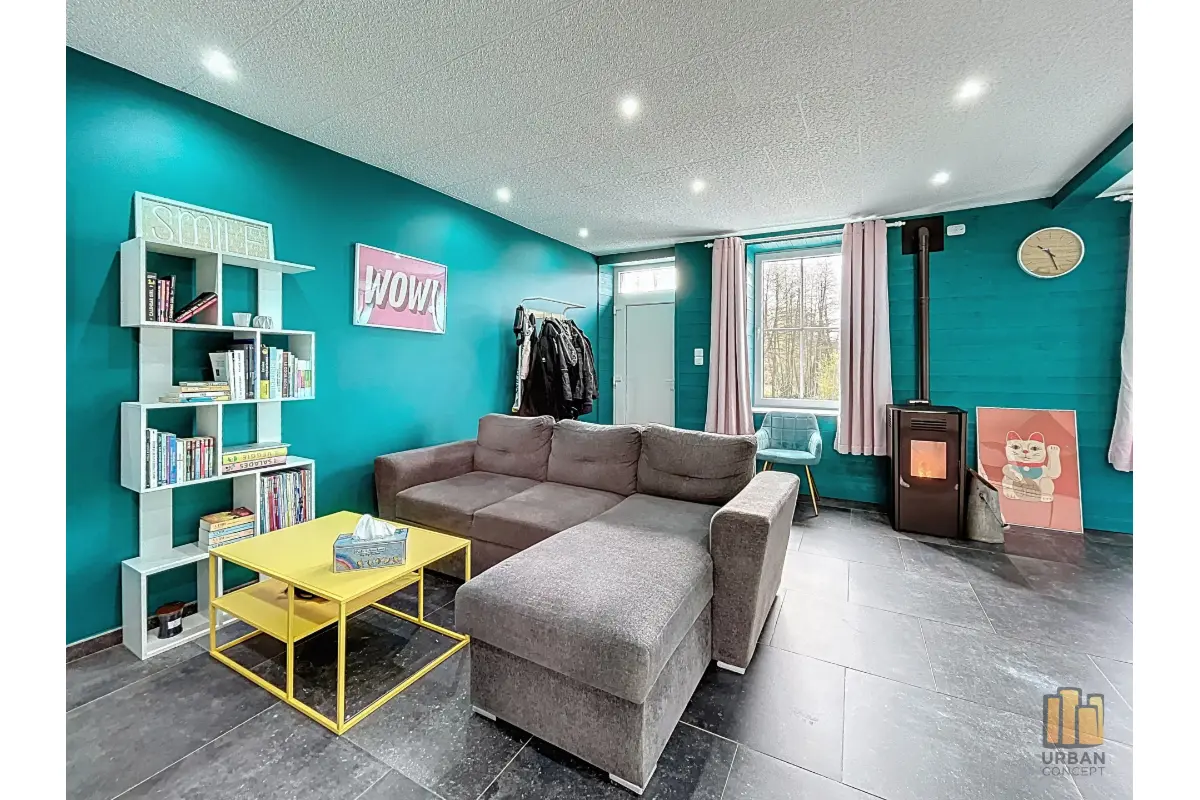 Huis te  in Barbençon 6500 275000.00€ 4 slaapkamers 320.00m² - Zoekertje 760127